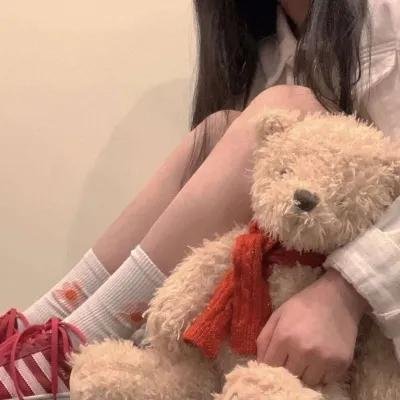 让她走